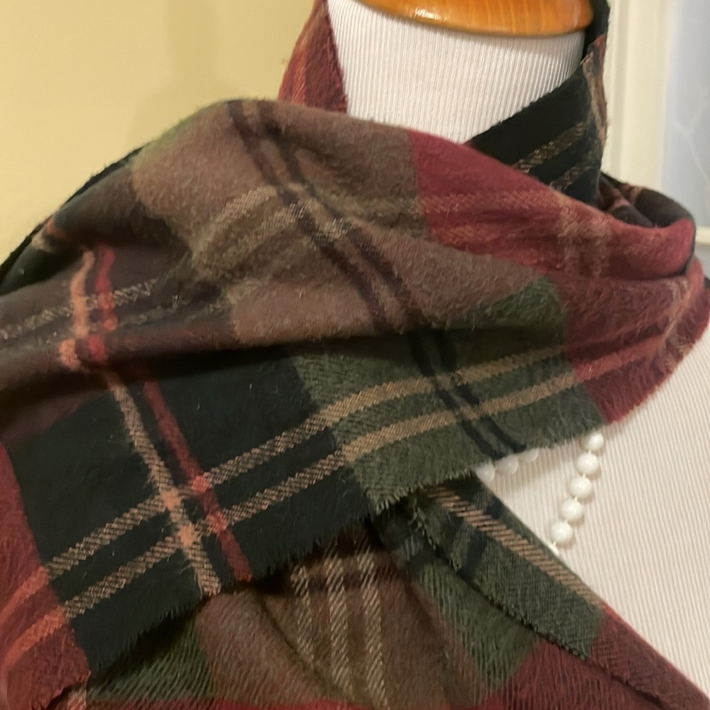 Multi Color  Scarf - Picture 9 of 9